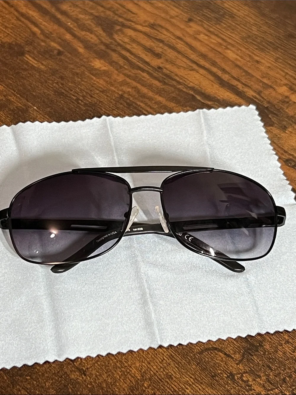 Timberland Black Frames with Dark Purple Lenses Aviator Sunglasses